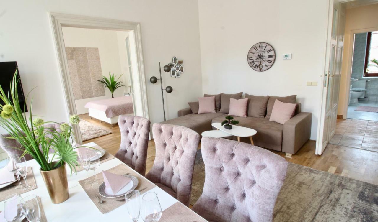 פראג New Design & Style Apartment Old Town Xxl מראה חיצוני תמונה