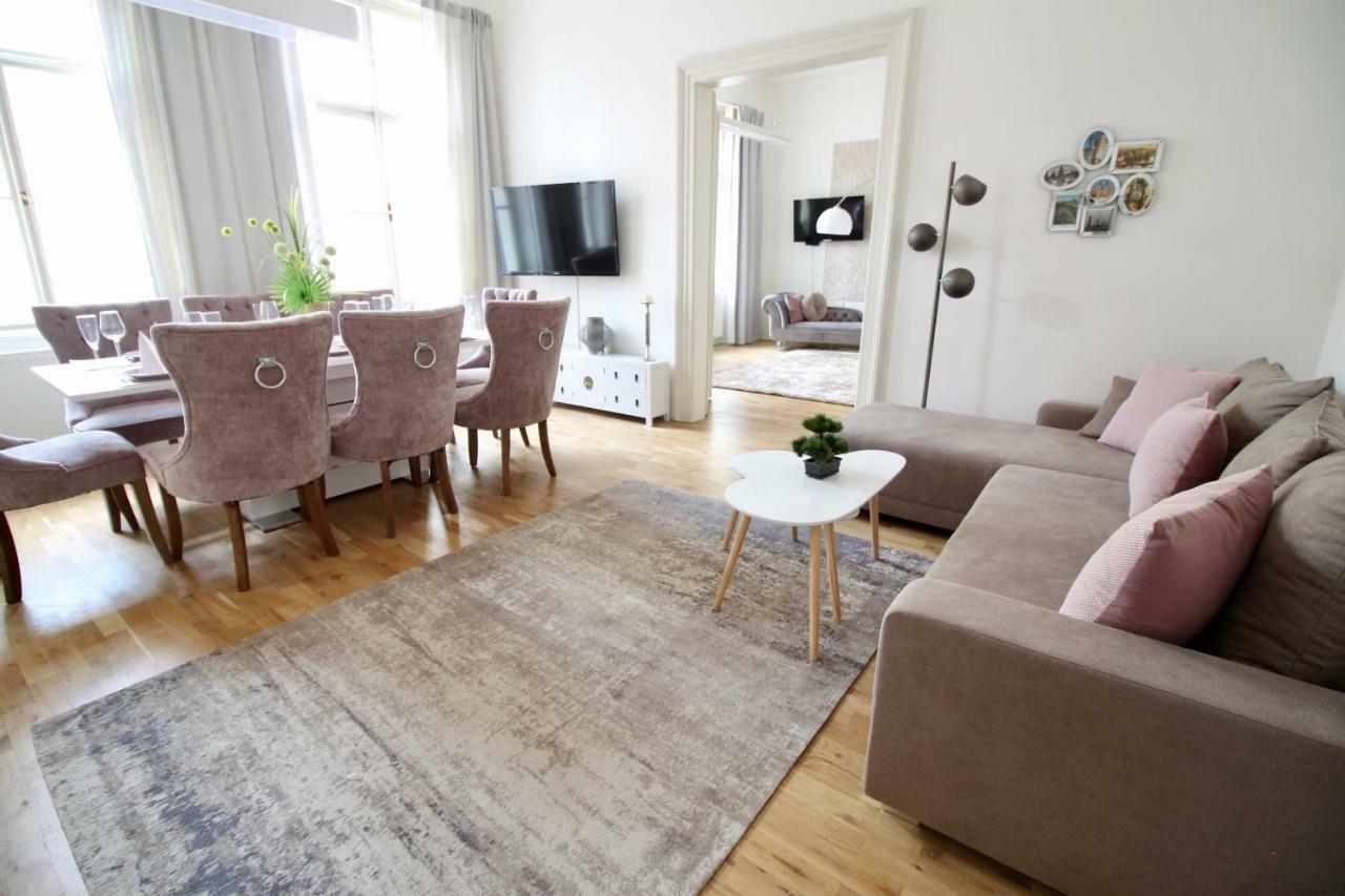 פראג New Design & Style Apartment Old Town Xxl מראה חיצוני תמונה