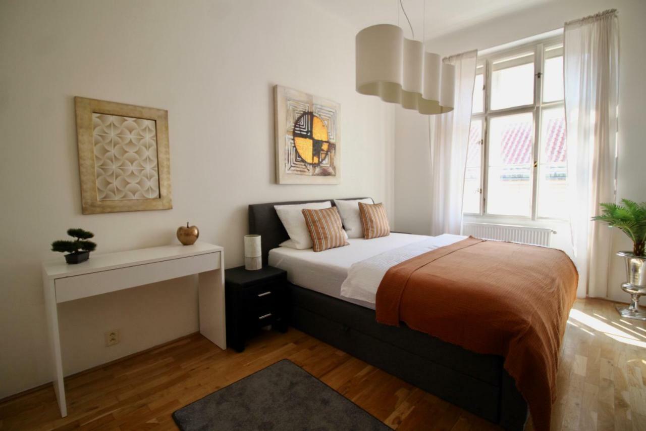 פראג New Design & Style Apartment Old Town Xxl מראה חיצוני תמונה